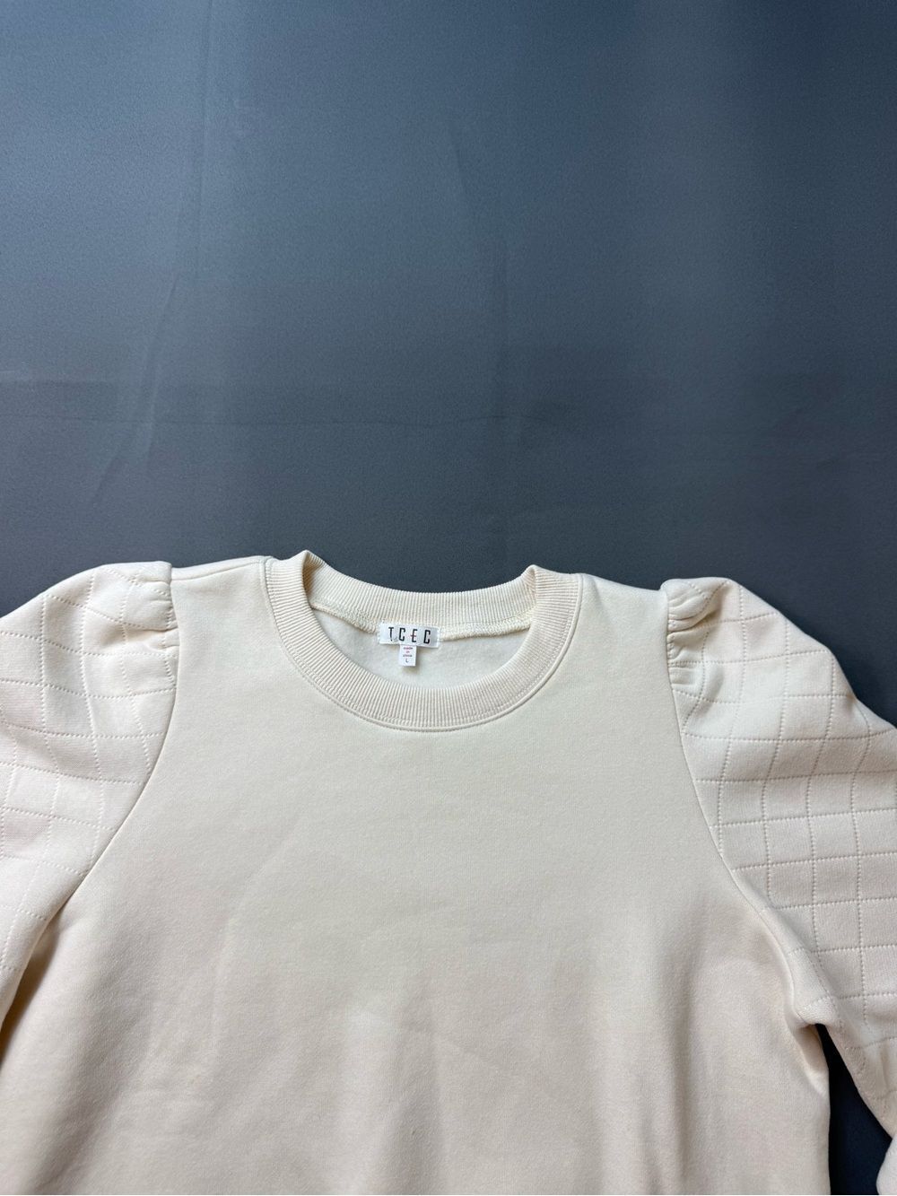 TCEC Cream Ribbed-Neck Sweatshirt- Size Large - Picture 11 of 11
